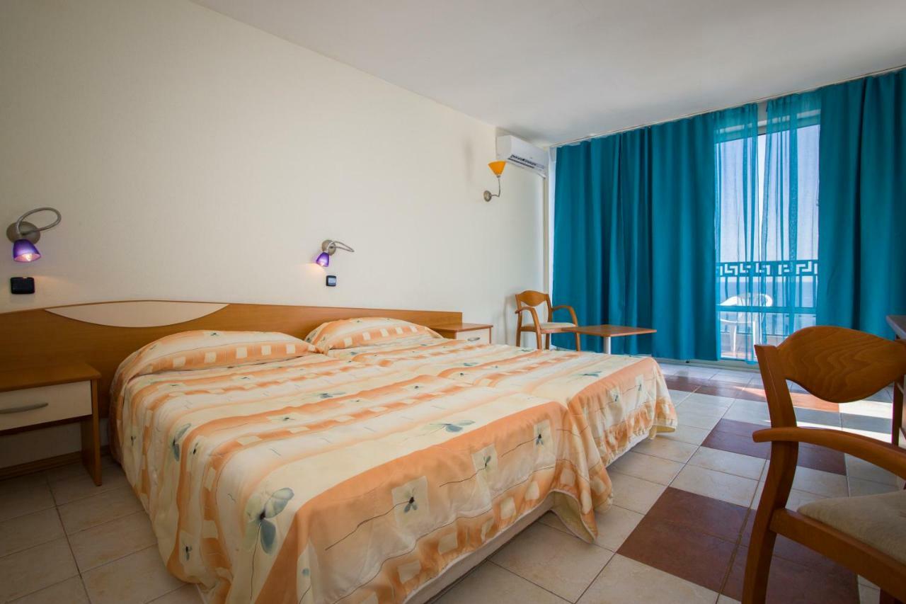 Royal Bay Hotel Elenite Habitación foto