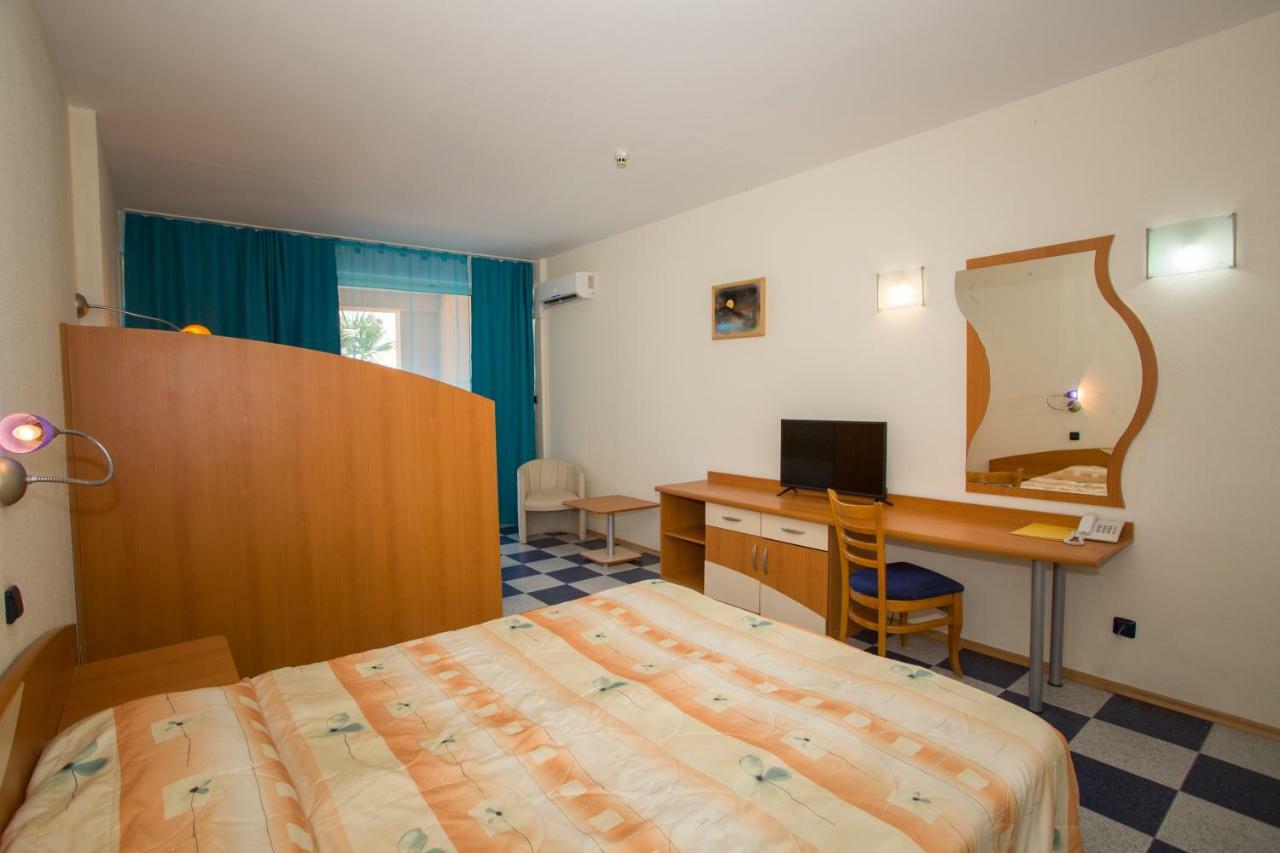 Royal Bay Hotel Elenite Habitación foto