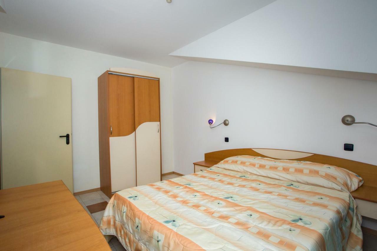 Royal Bay Hotel Elenite Habitación foto